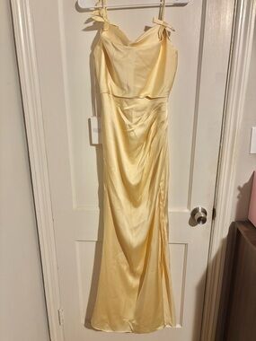 JJ’s House Elegant Daffodil Satin Slip Dress